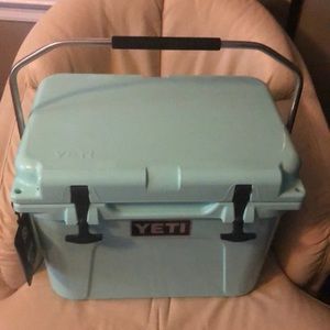 Yeti 20 “roadie”